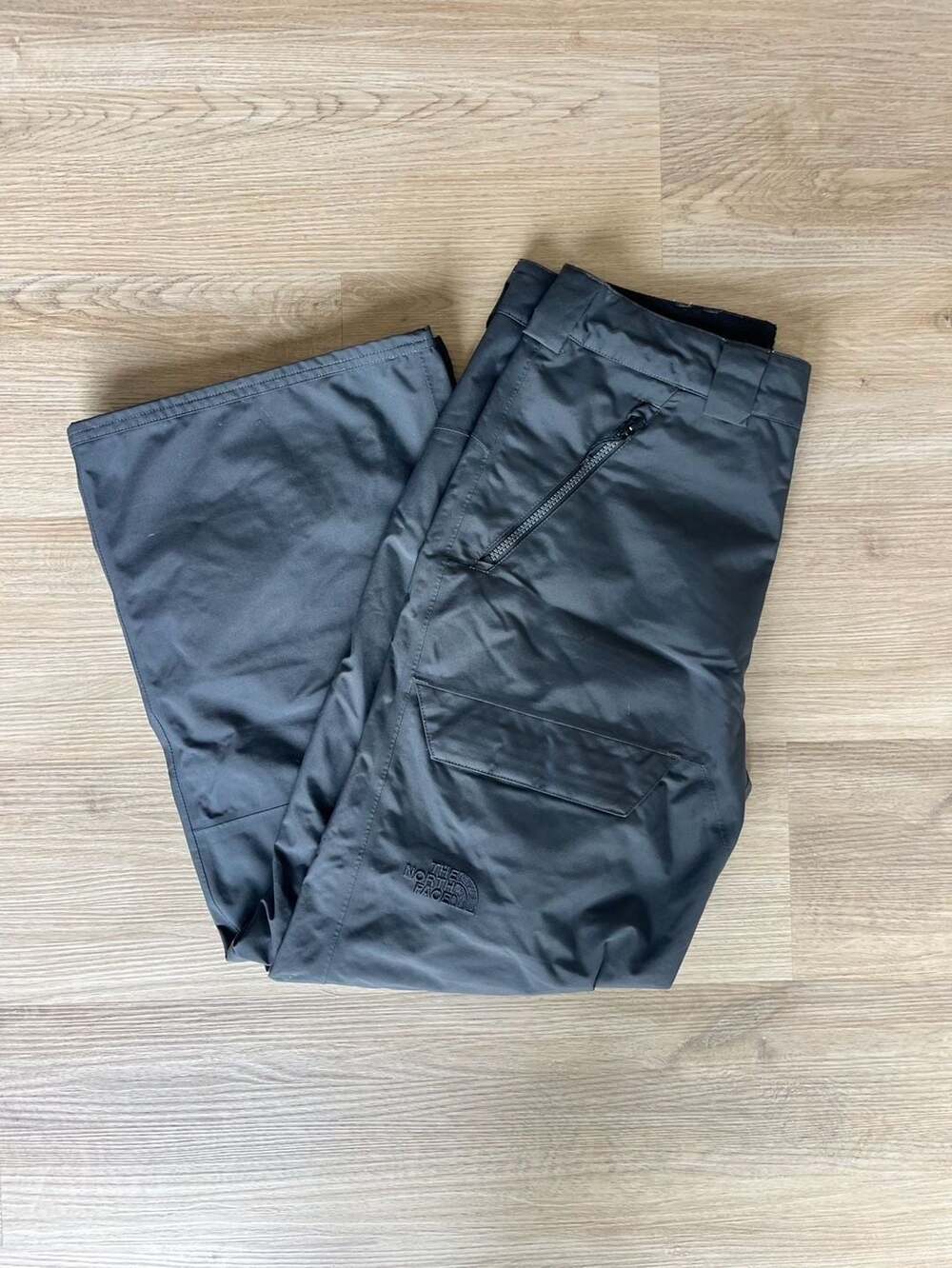 The North Face,Freedom Insulated Dryvent Ski Snow Pants,Black,Small Short,Unisex
